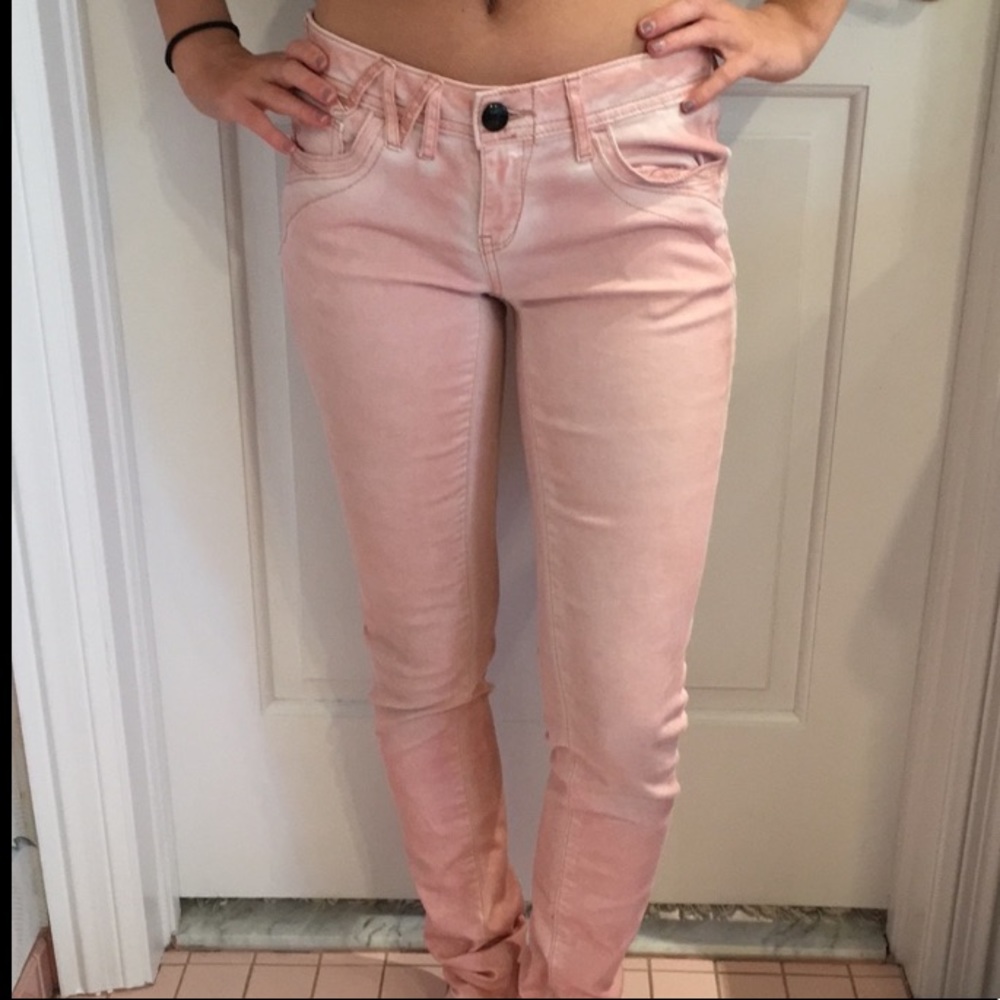 Low rise Ombré stone washed pink skinny jeans